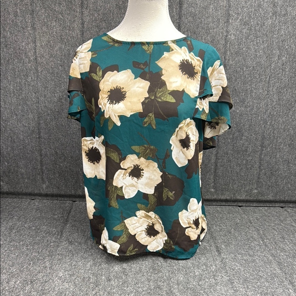 Banana Republic Cream Boxy Ruffled Short Sleeve Blouse